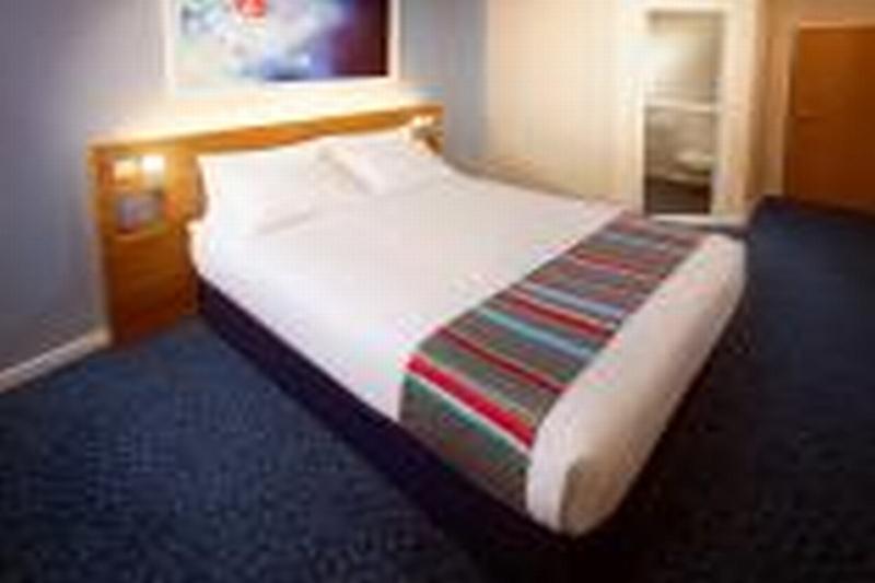 Travelodge Chelmsford Exterior foto