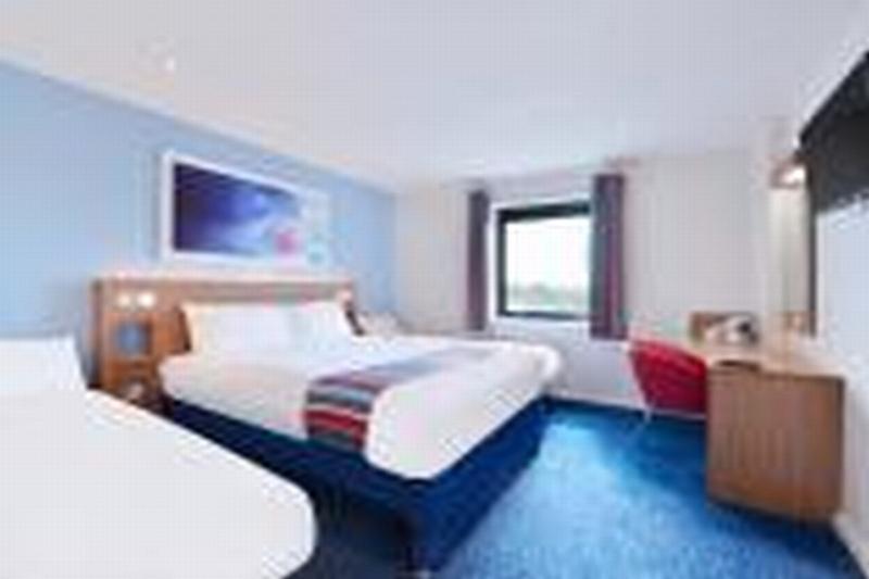 Travelodge Chelmsford Exterior foto