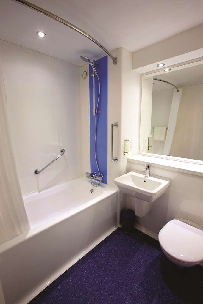 Travelodge Chelmsford Habitación foto