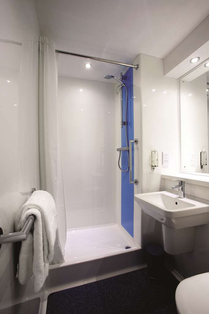Travelodge Chelmsford Habitación foto